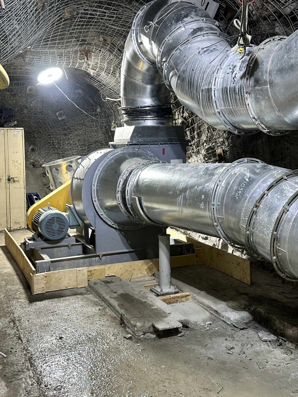 Refurbishment of a dust collector - Groupe Altan